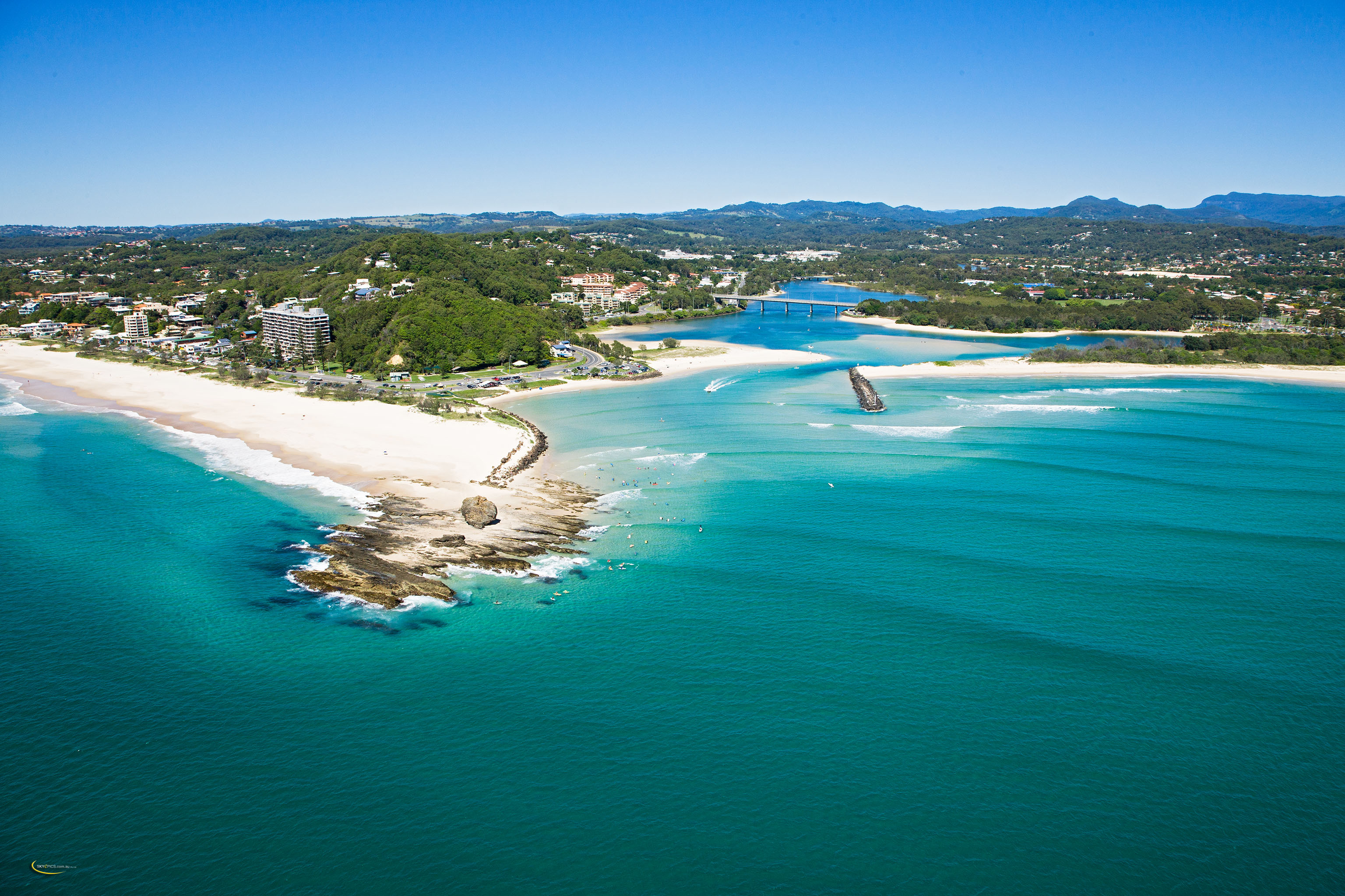 Kết quả hình ảnh cho currumbin beach