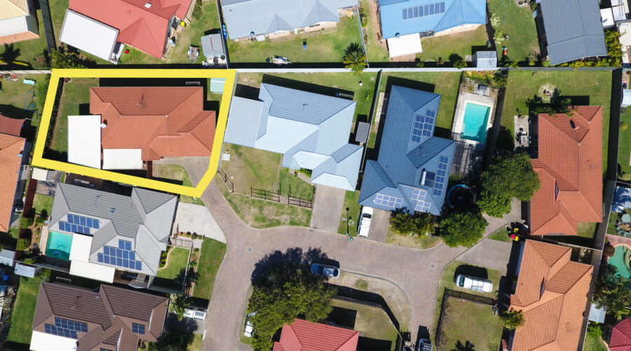 10 Saprrow Place Burleigh waters SOLD $1225000