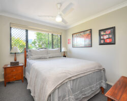 5 191 Greenacre Drive, Arundal SOLD $485000