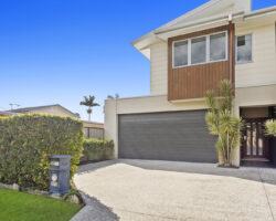 1/11 Marion Street Tugun QLD 4224 #Sold $1365000