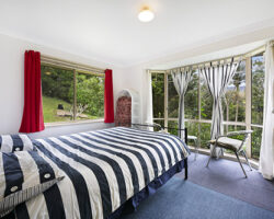 4 Thomas Waters Rd, Tallebudgera Valley QLD 4227