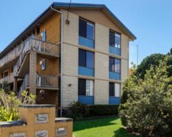 8/ 31 Venice Street, Mermaid QLD #forrent