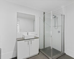 1/2 Beacon Crt Elanora #rentme